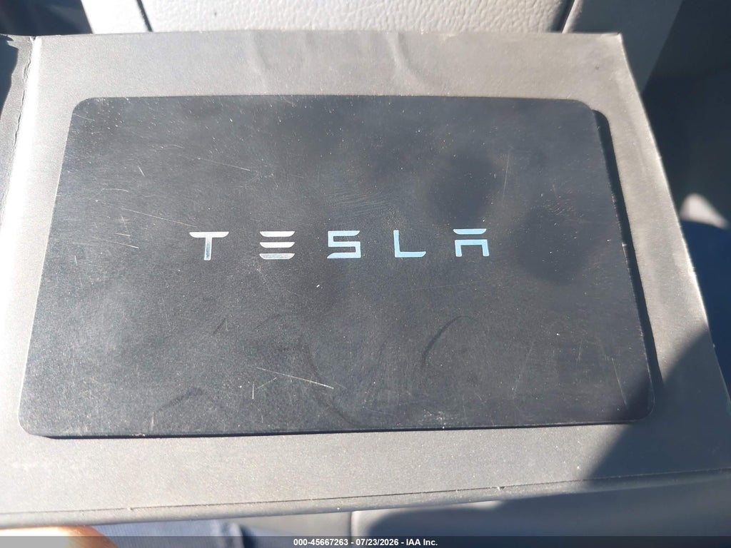 2026 Tesla Model Y Premium Rear-Wheel Drive/Rear-Wheel Drive photo 11