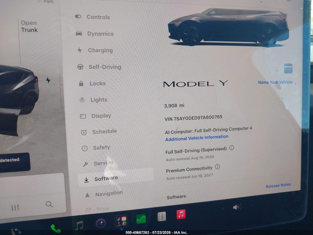 2026 Tesla Model Y Premium Rear-Wheel Drive/Rear-Wheel Drive photo 7