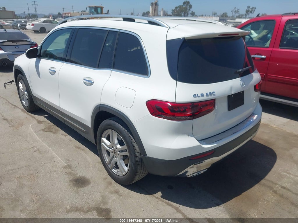 2022 Mercedes-Benz GLB 250 photo 3