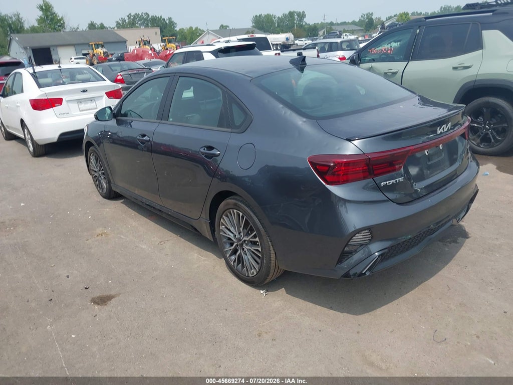 2024 Kia Forte GT-Line photo 3