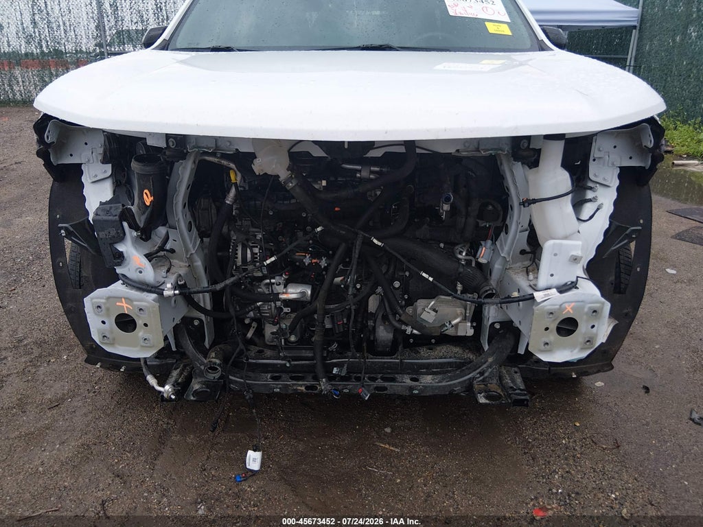 2024 Chevrolet Traverse FWD LS photo 6