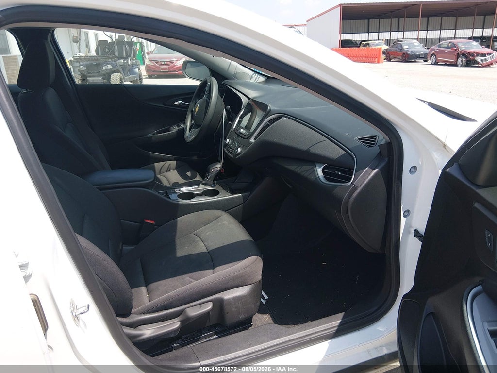 2024 Chevrolet Malibu FWD 1FL photo 5