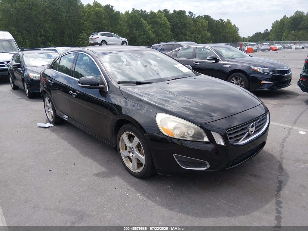2013 VOLVO S60