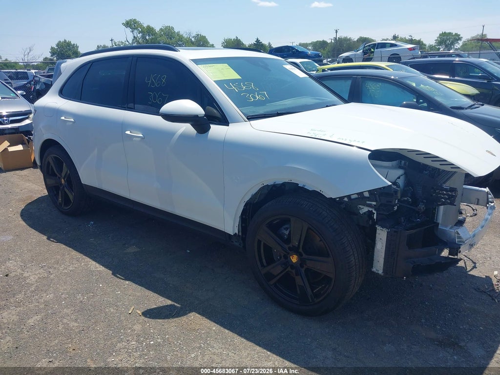 2024 PORSCHE CAYENNE