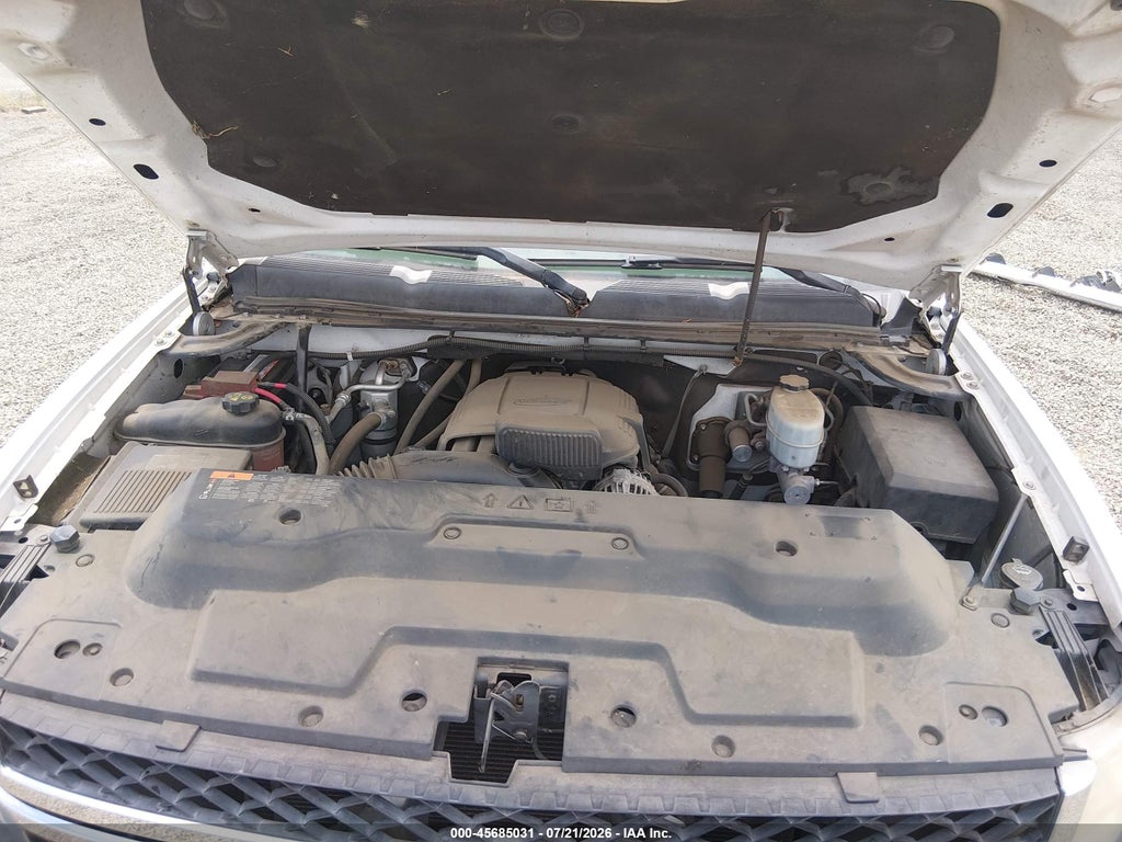 2011 Chevrolet Silverado 2500HD LT photo 10