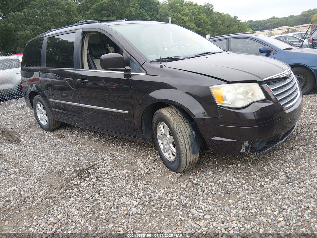 2010 CHRYSLER TOWN & COUNTRY