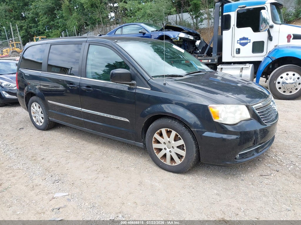 2013 CHRYSLER TOWN & COUNTRY
