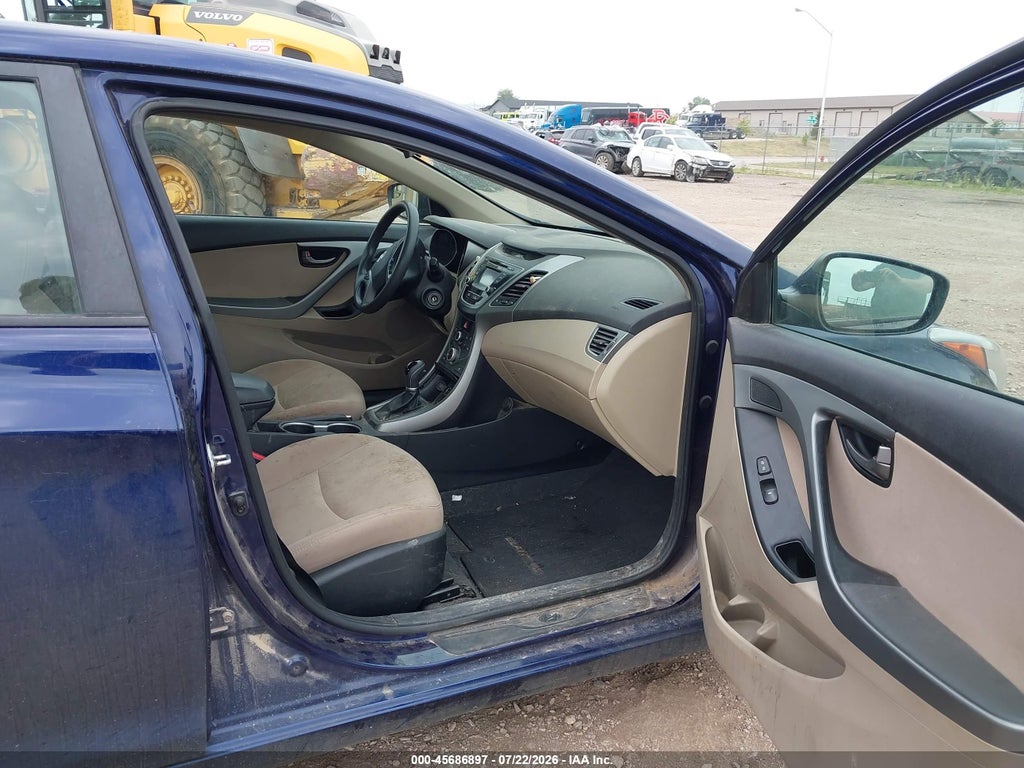 2014 Hyundai Elantra SE photo 5