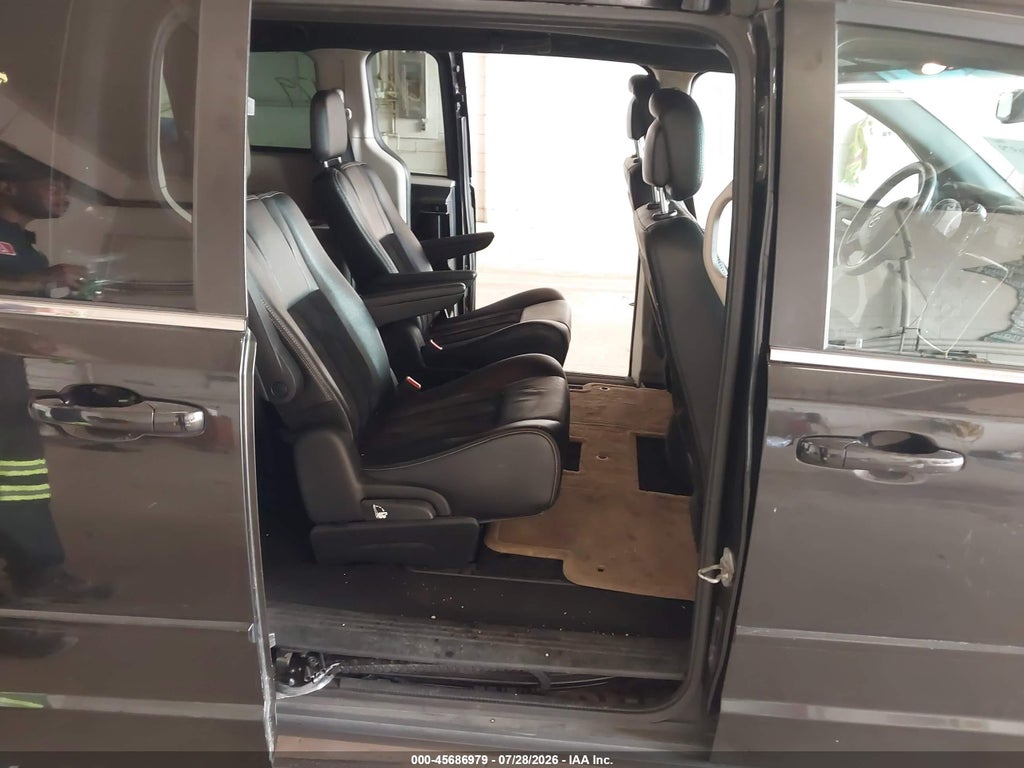 2017 Dodge Grand Caravan SXT photo 8