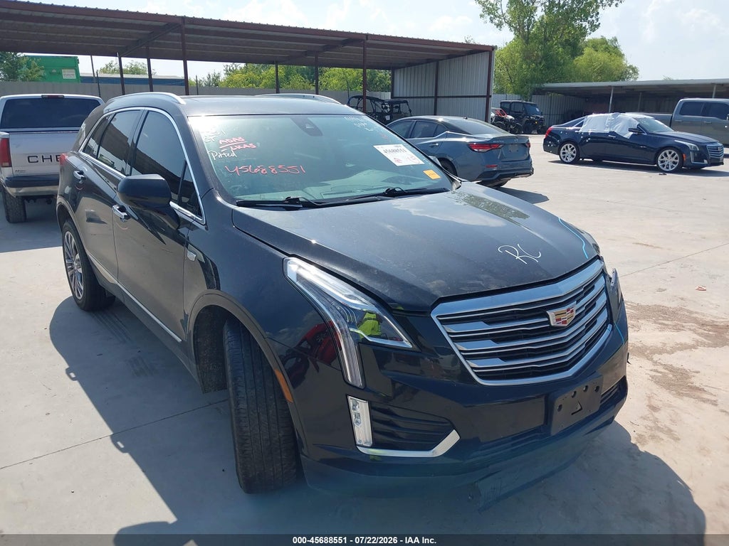 2018 Cadillac XT5 Premium Luxury photo 1