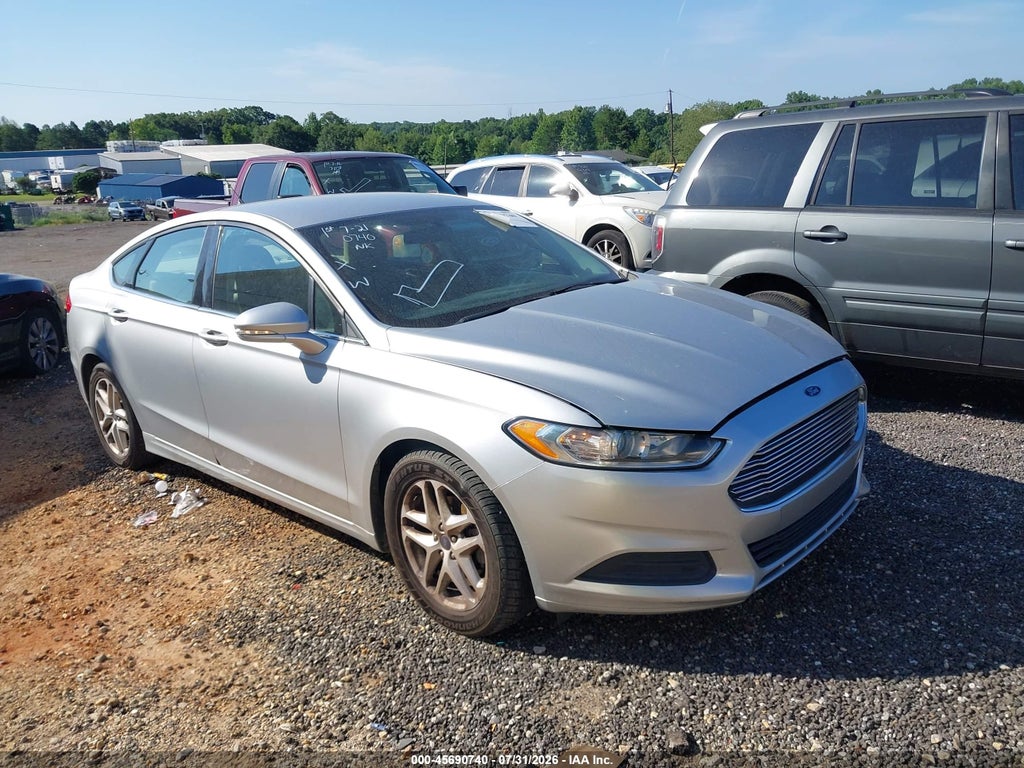 2015 Ford Fusion SE photo 1