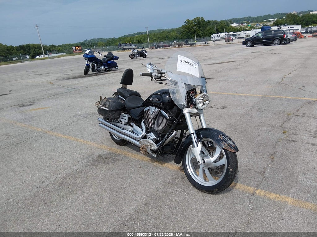 5VPCD26D973007479 2007 VICTORY MOTORCYCLES KINGPIN photo no. 1