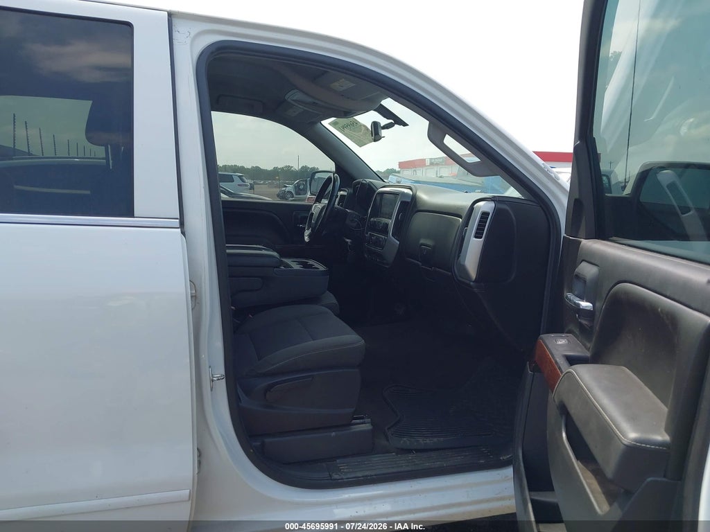 2015 GMC Sierra 1500 SLE photo 5