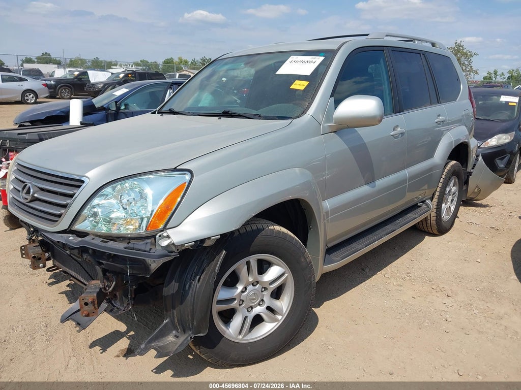 2003 Lexus GX 470 photo 2