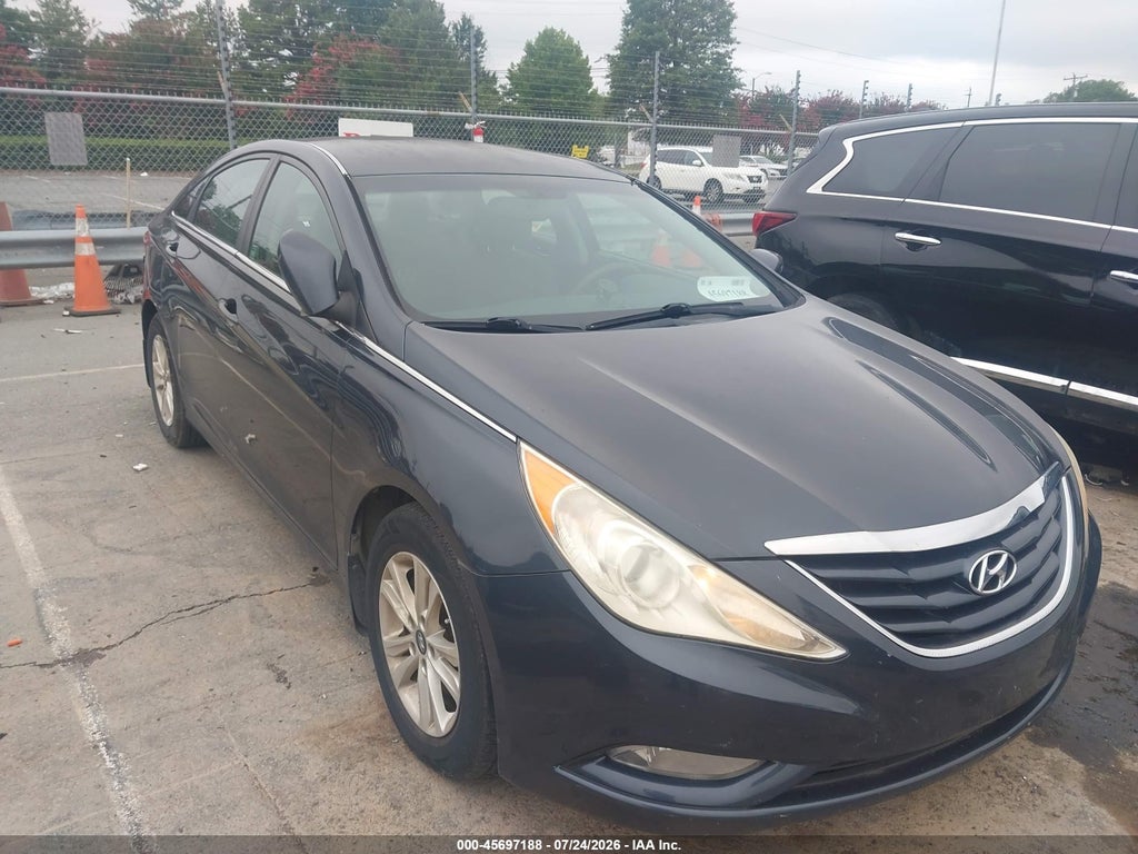 2013 HYUNDAI SONATA