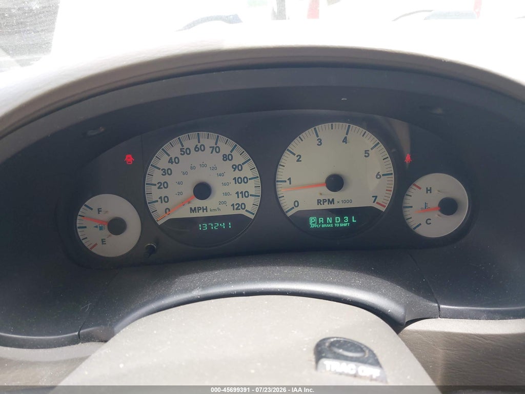2005 Dodge Grand Caravan SXT photo 7