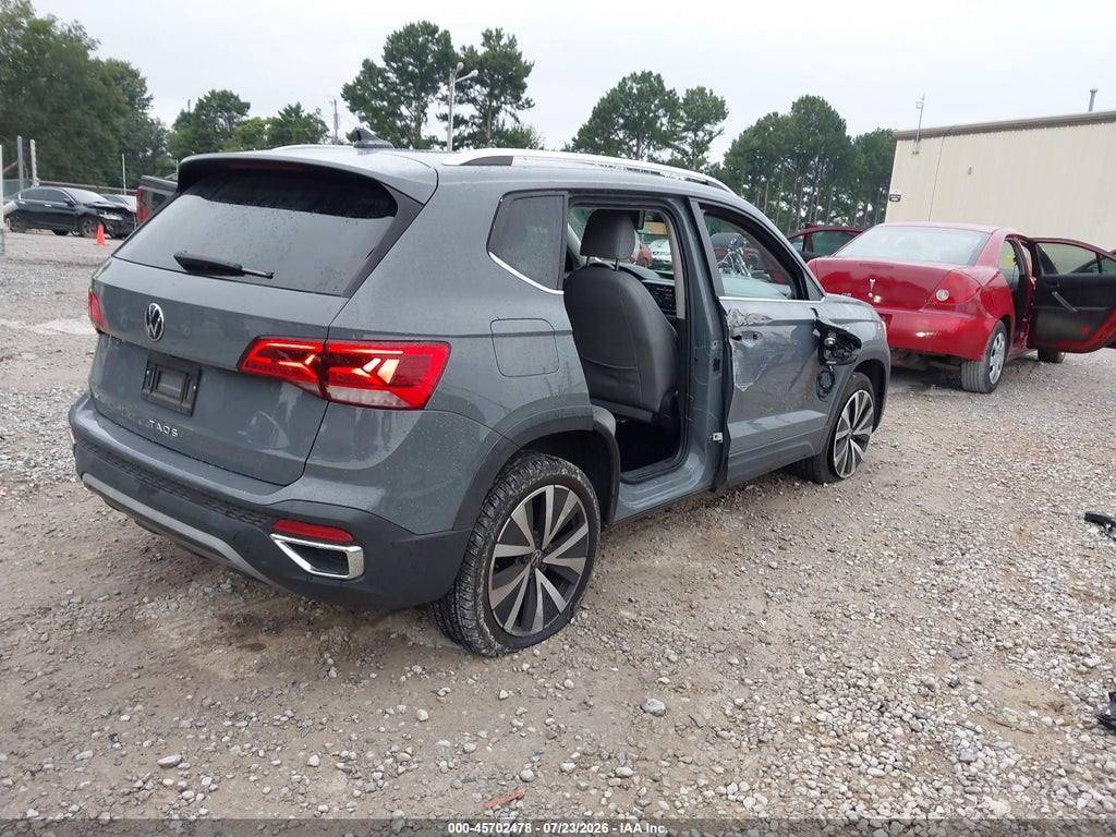 2022 Volkswagen Taos 1.5T SE photo 4