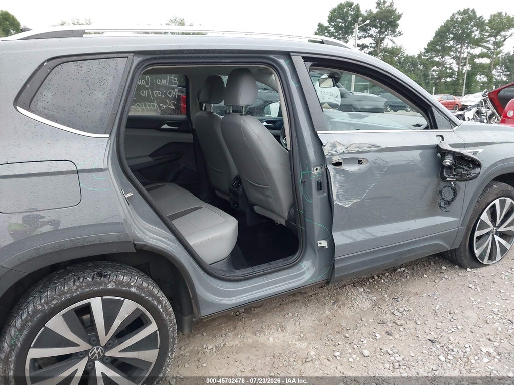 2022 Volkswagen Taos 1.5T SE photo 6