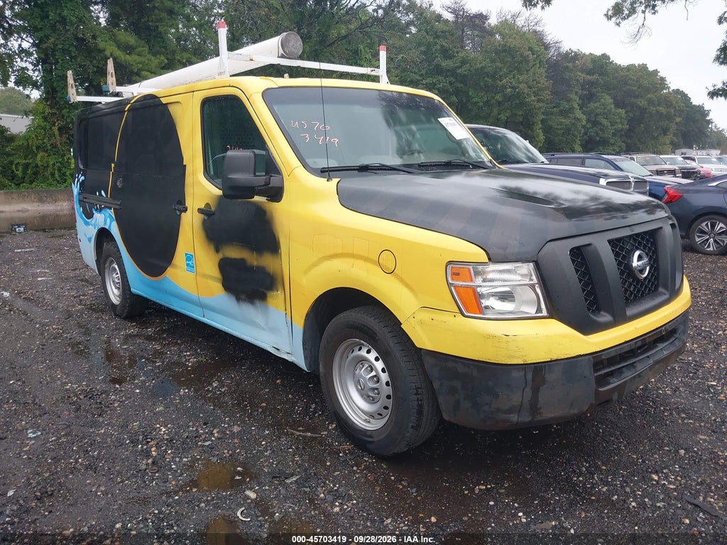2018 Nissan NV Cargo NV2500 HD S V6 photo 1