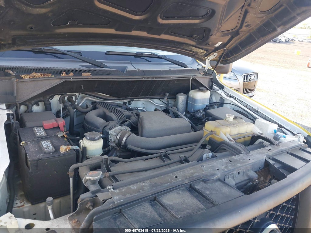 2018 Nissan NV Cargo NV2500 HD S V6 photo 10