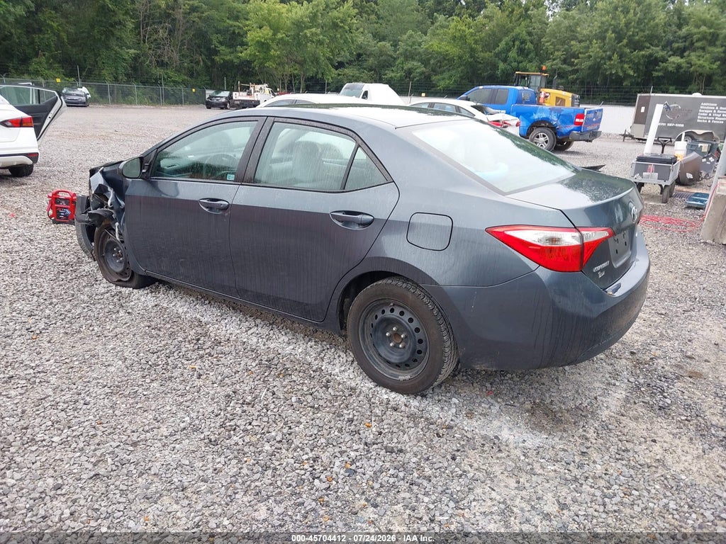 2015 Toyota Corolla LE photo 3