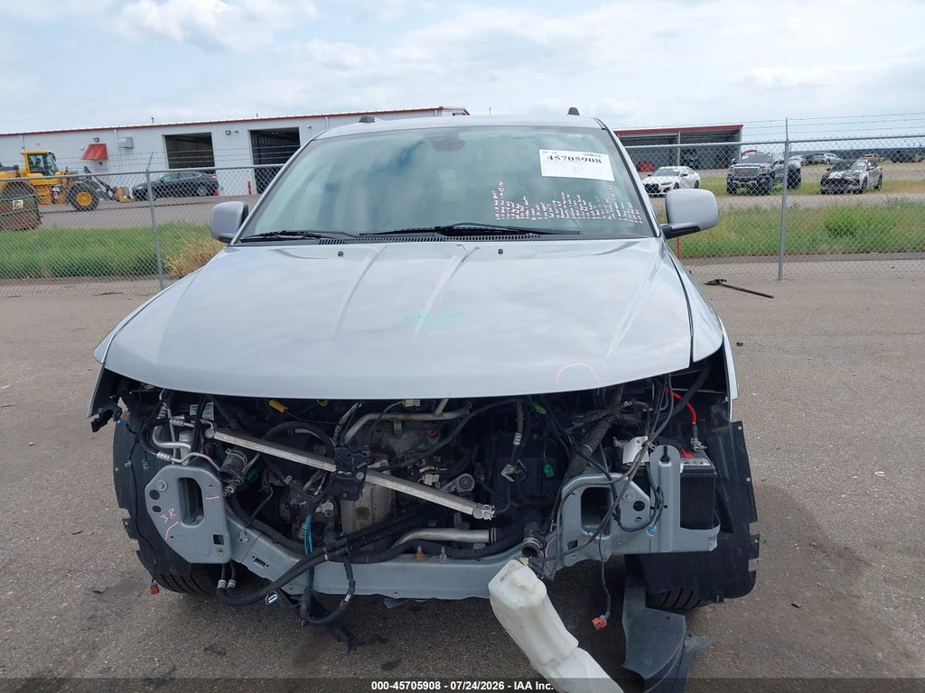 2019 Dodge Journey Crossroad AWD photo 6