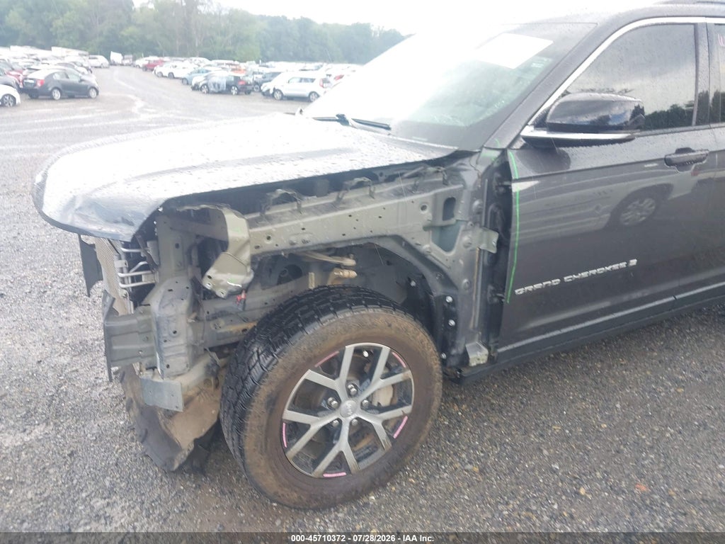 2025 Jeep Grand Cherokee Limited 4X4 photo 6