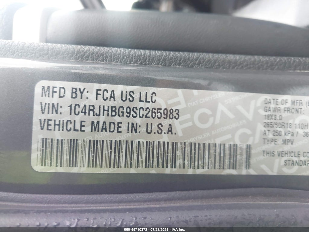2025 Jeep Grand Cherokee Limited 4X4 photo 9