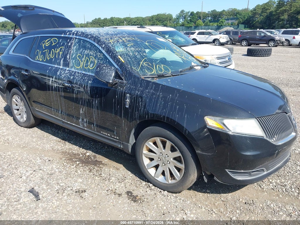 2013 LINCOLN MKT