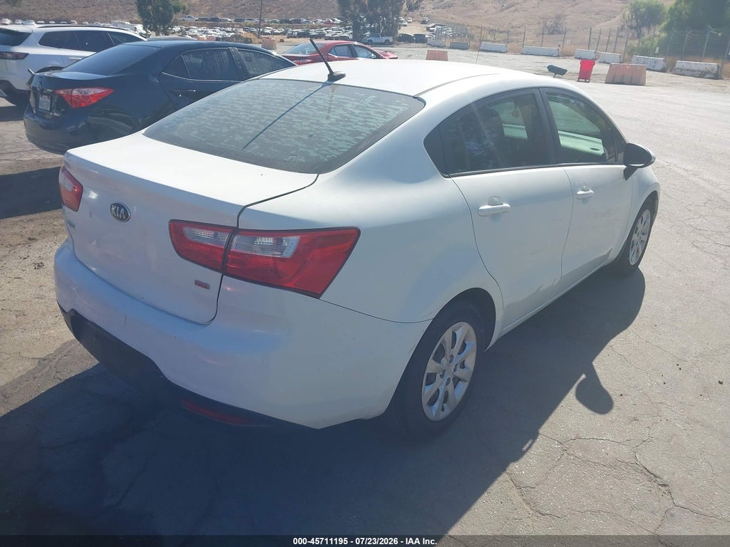 2014 Kia RIO LX photo 4