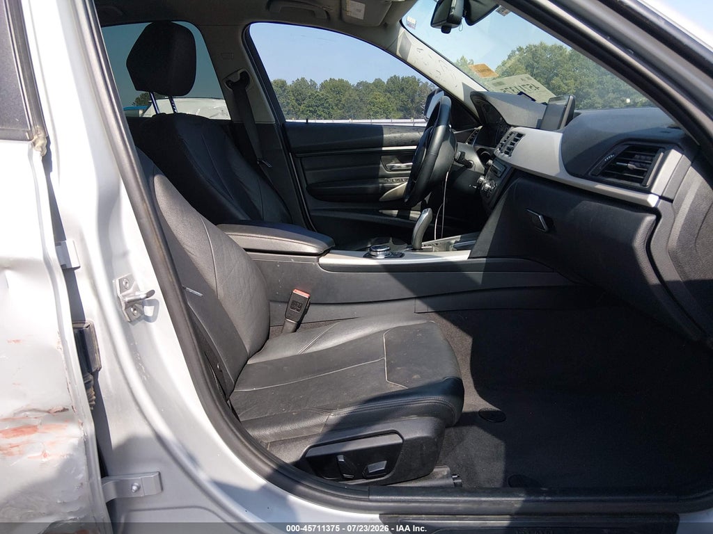 2014 BMW 320I photo 5