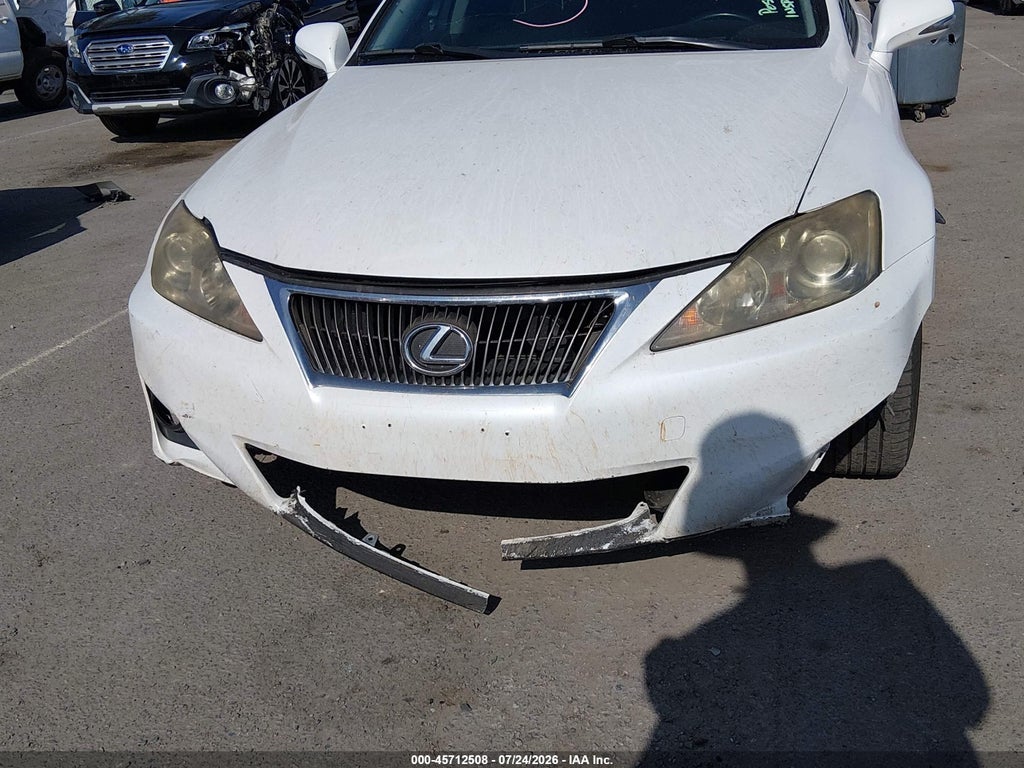 2013 Lexus IS 250 photo 6