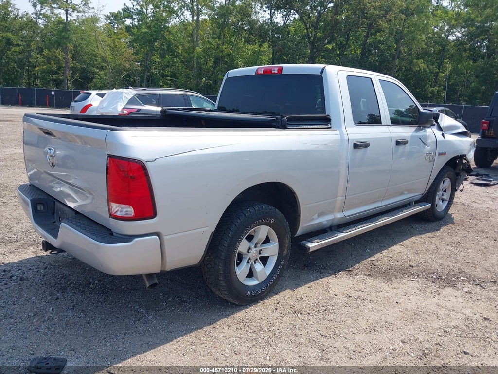 2019 Ram 1500 Classic Express 4X2 6'4 Box photo 4