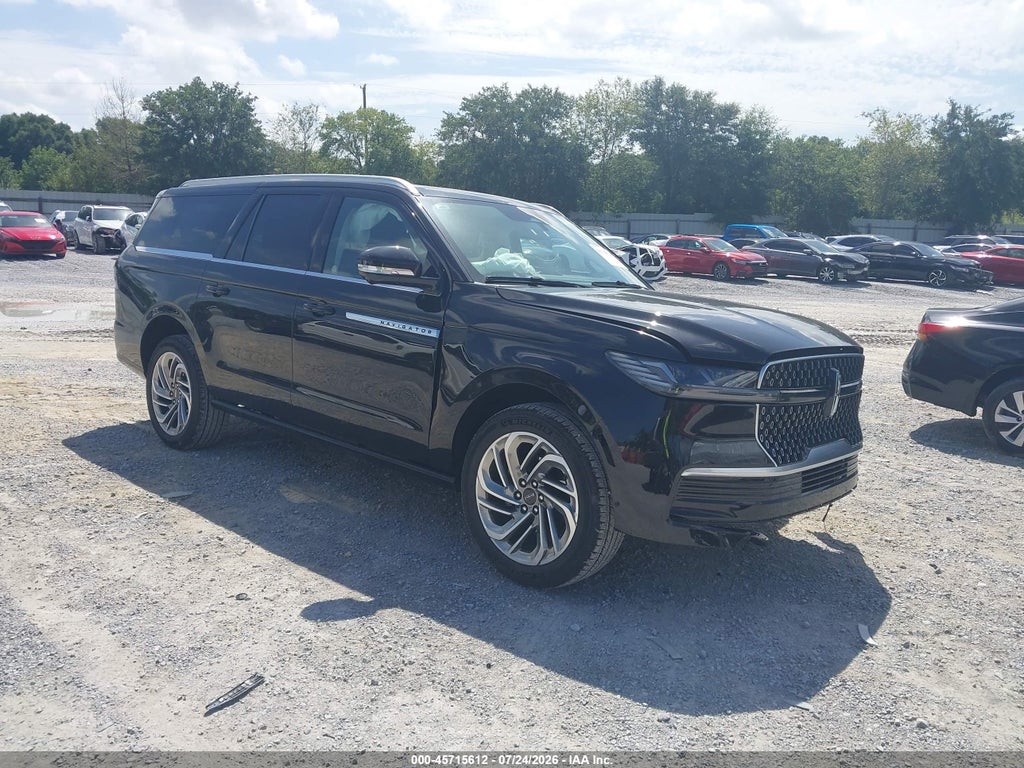 2026 LINCOLN NAVIGATOR
