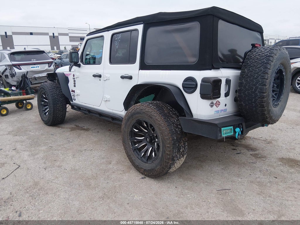 2018 Jeep Wrangler Unlimited Rubicon 4X4 photo 3