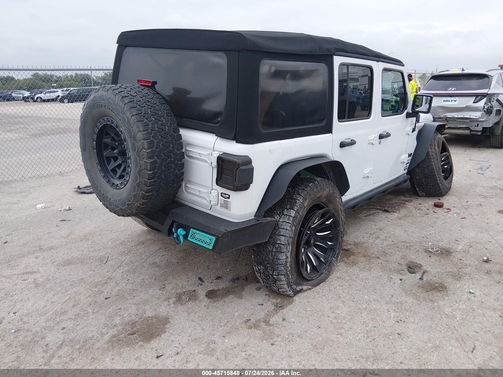 2018 Jeep Wrangler Unlimited Rubicon 4X4 photo 4