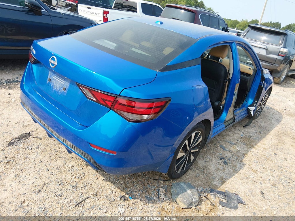 2025 Nissan Sentra SV photo 4