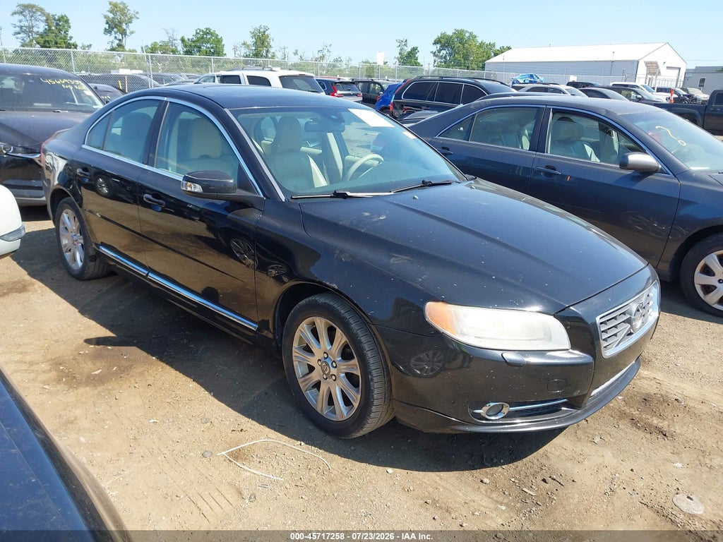 2011 VOLVO S80