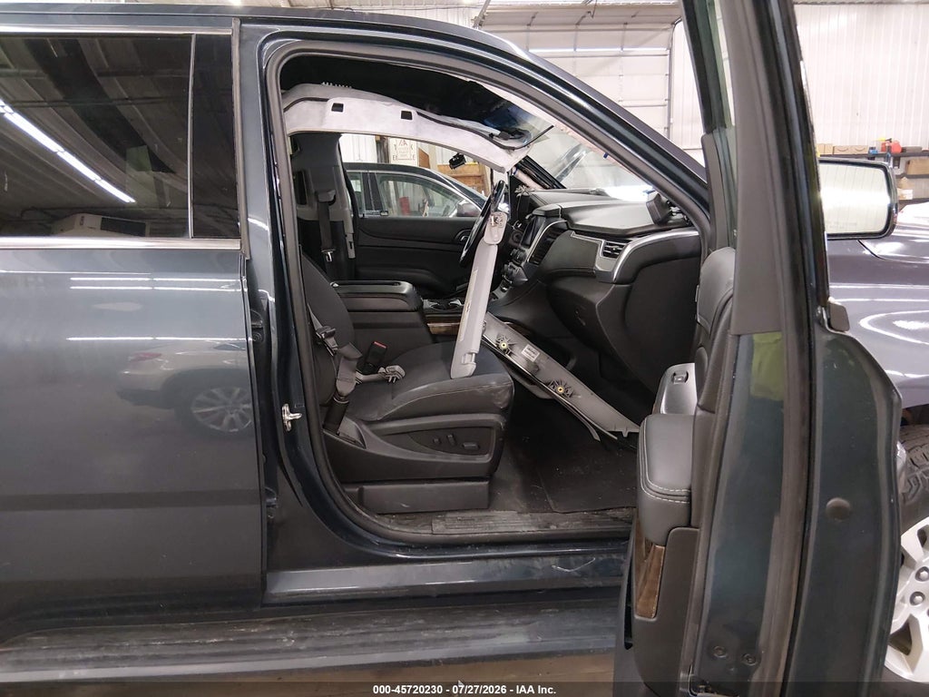 2019 Chevrolet Tahoe LS photo 5