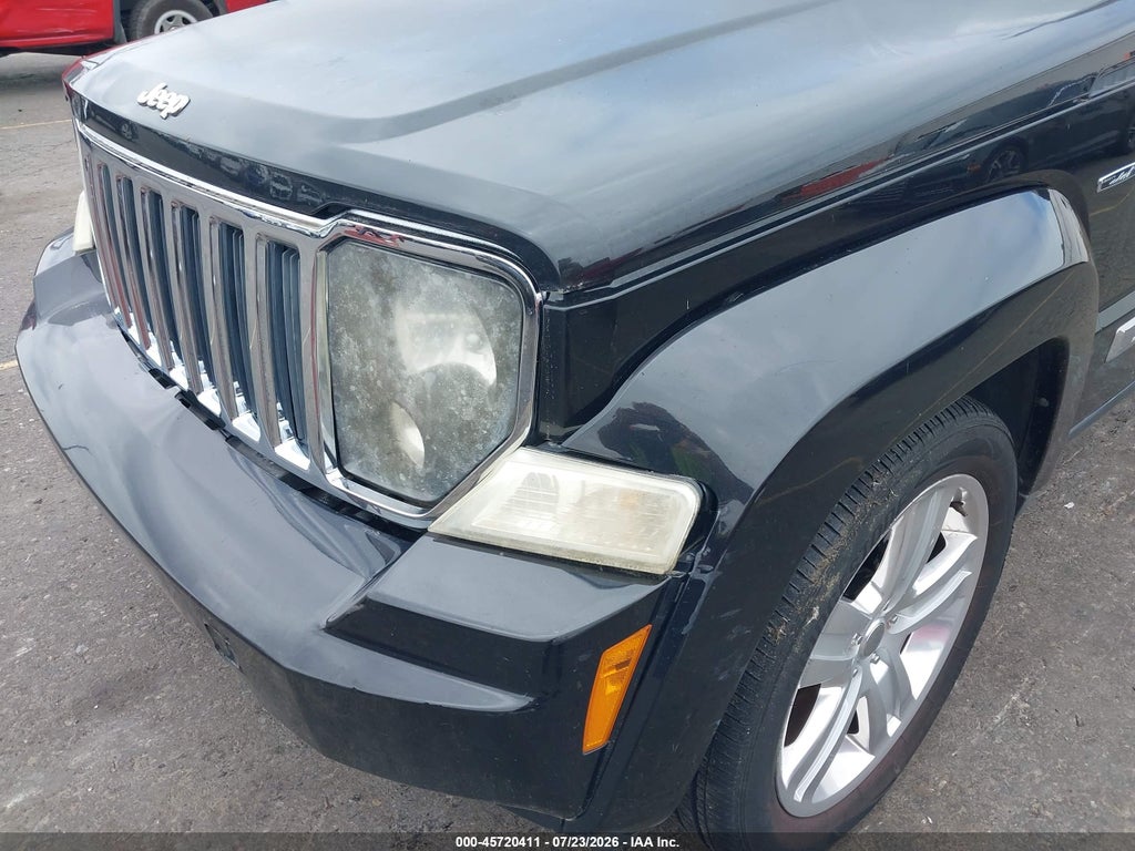 2012 Jeep Liberty Limited JET Edition photo 6