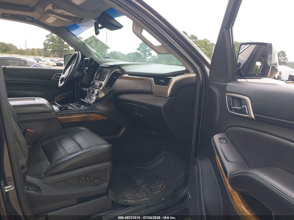2015 GMC Yukon Denali photo 5