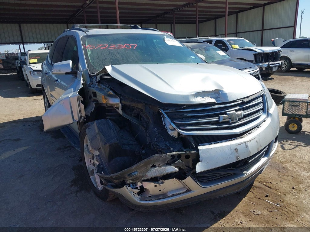 2016 Chevrolet Traverse 1LT photo 1