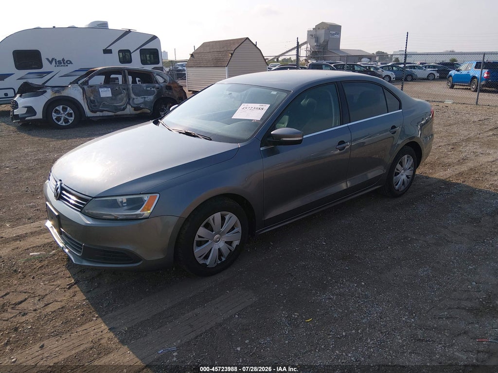 2013 Volkswagen Jetta 2.5L SE photo 2