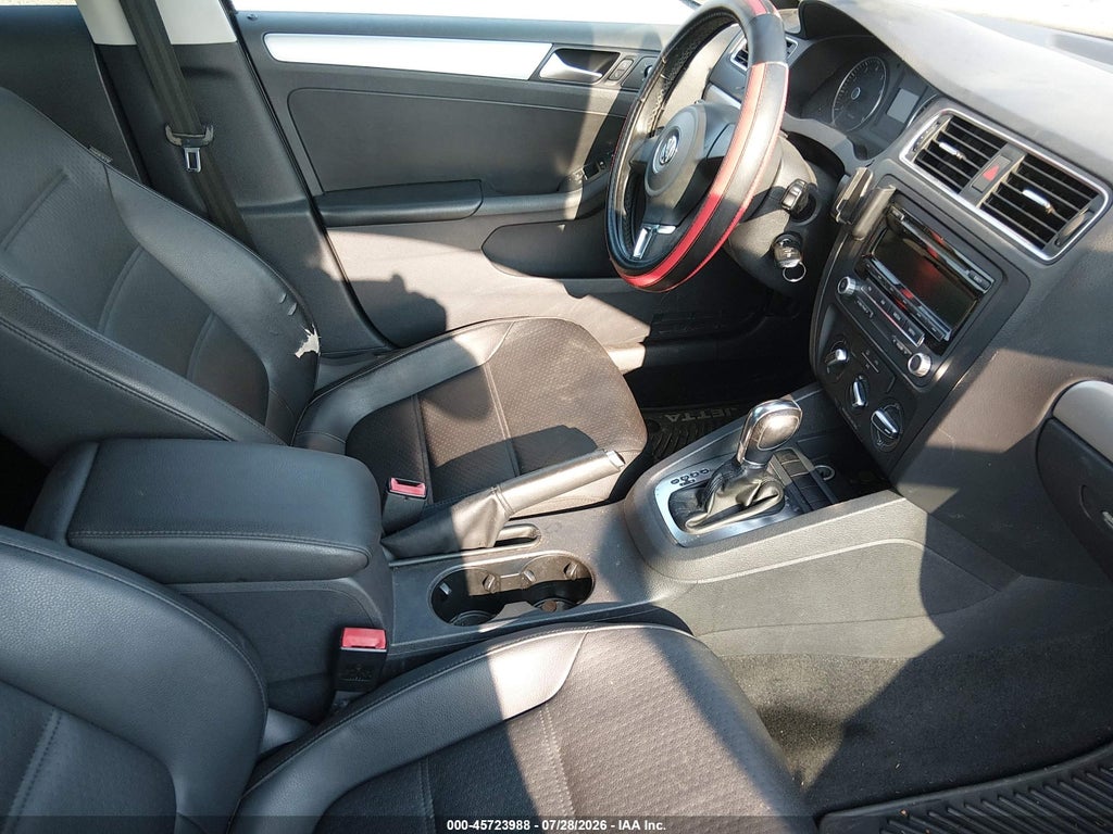 2013 Volkswagen Jetta 2.5L SE photo 5