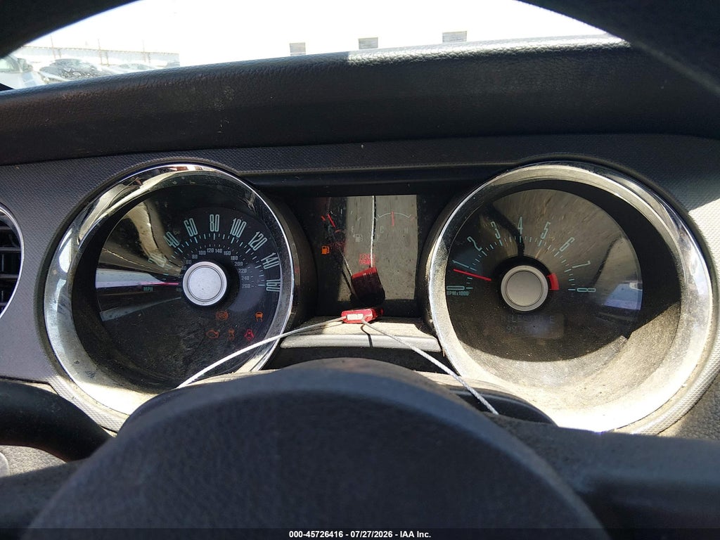 2012 Ford Mustang V6 photo 7