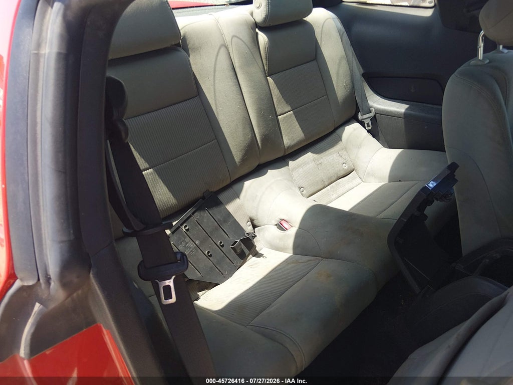 2012 Ford Mustang V6 photo 8