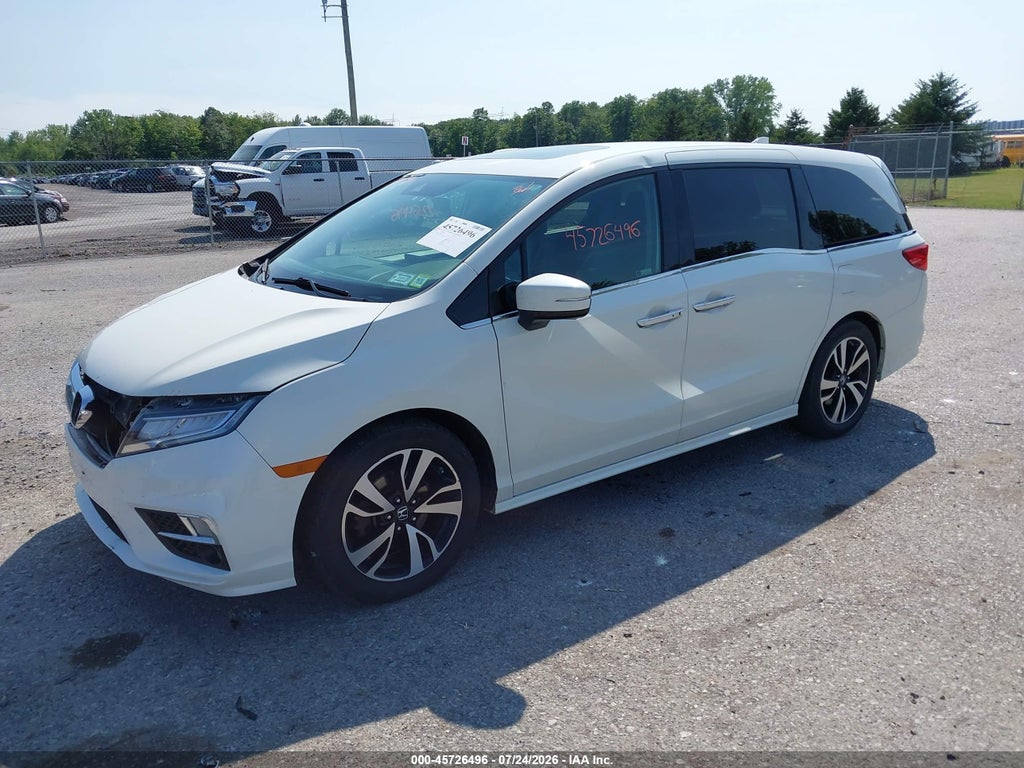2018 Honda Odyssey Elite photo 2