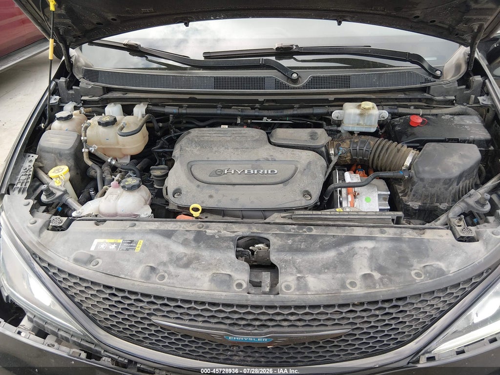 2020 Chrysler Pacifica Hybrid Touring L photo 10