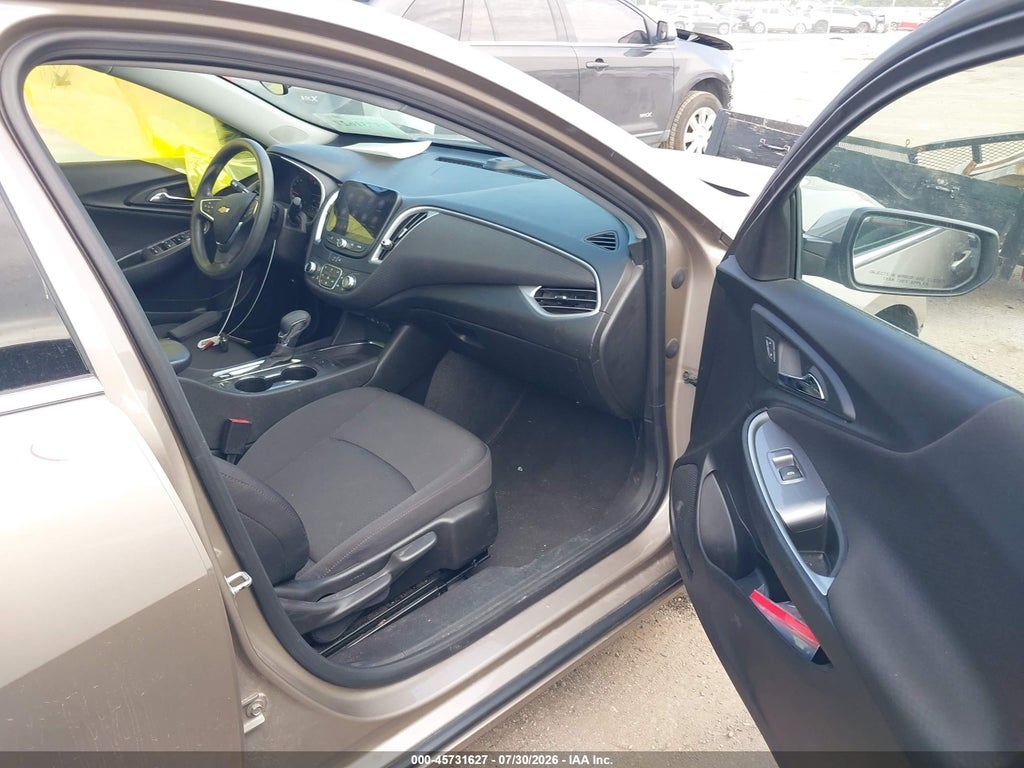 2024 Chevrolet Malibu FWD 1LT photo 5