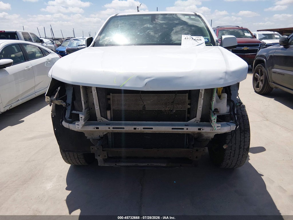 2018 Chevrolet Colorado LT photo 6